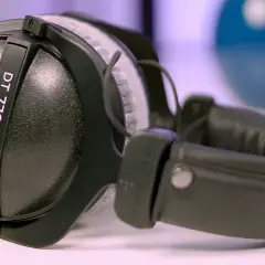 Beyerdynamic DT 770 PRO Kopfhörer mit 250 Ohm. Ein Vergleich zwischen 80 ohm vs 250 ohm Modellen.
