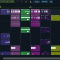 Stagelight-Oberfläche mit Musik-Sequenzen, die an eine playbox native instruments erinnern. Verschiedene Spuren für Drums, Bass und Synths sind sichtbar.