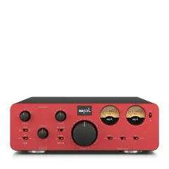 Rotes SPL Crossover-Gerät mit VU-Metern und Reglern zur Einstellung der **crossover frequency**.