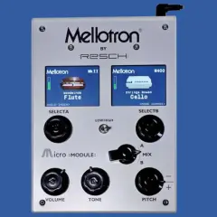 Das Mellotron Micro:Module mit zwei Displays, die Flöte und Cello zeigen. Regler für Lautstärke, Ton und Tonhöhe.