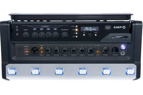 BluGuitar AMP X: Ein vielseitiger Gitarrenverstärker mit zahlreichen Reglern und beleuchteten Pedalen. Die bluguitar amp x release date wird bald bekannt gegeben.