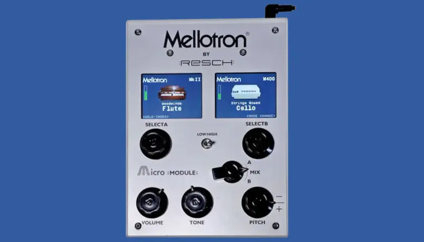 Das Mellotron Micro:Module mit zwei Displays, die Flöte und Cello zeigen. Regler für Lautstärke, Ton und Tonhöhe.